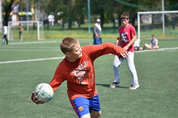 Orenburg Rusia Junio 2017 Año Los Niños Juegan Fútbol Torneo —  Fotos de Stock