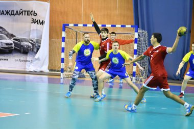 Orenburg, Rusya Federasyonu - February13, 2018 yıl: boys oyun hentbol Uluslararası hentbol turnuvası ilk Orenburg Vali il Ivan İvanoviç Nepluev anısına olarak