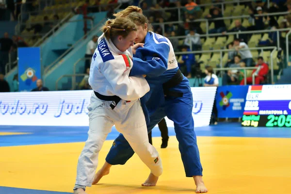 Orenburg, Rusya Federasyonu - Mayıs 12-13 yıl 2018: kız rekabet Judo Avrupa Judo Cu için