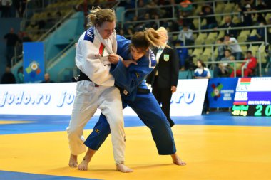 Orenburg, Rusya Federasyonu - Mayıs 12-13 yıl 2018: kız rekabet Judo Avrupa Judo Cu için
