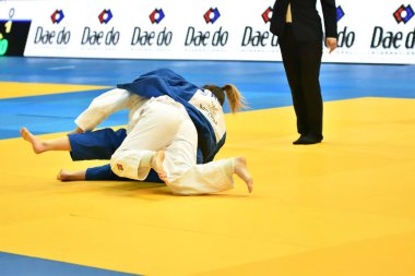 Orenburg, Rusya Federasyonu - Mayıs 12-13 yıl 2018: kız rekabet Judo Avrupa Judo Cu için