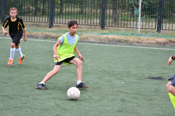 Orenburg, Rusya Federasyonu - 31 Temmuz 2017 yıl: çocuklar futbol mini futbol turnuvası şehir 