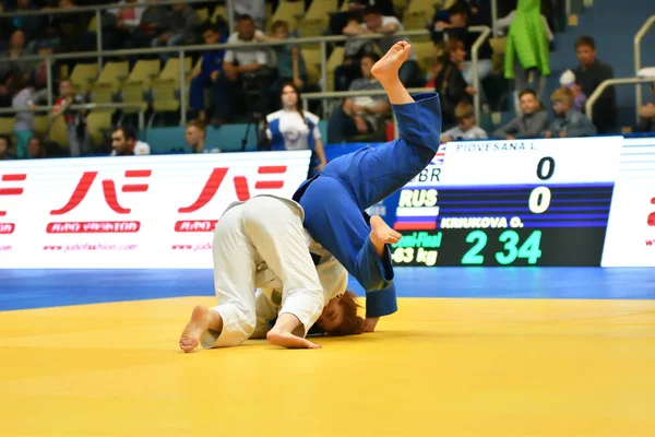 Orenburg, Rusya Federasyonu - Mayıs 12-13 yıl 2018: kız rekabet Judo Avrupa Judo Cu için