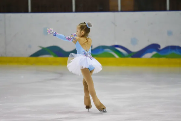 Orenburg Rússia Março 2018 Ano Meninas Competem Patinação Artística Orenburg — Fotografia de Stock