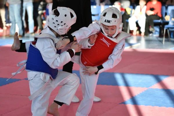 Orenburg Rusia Enero 2018 Años Los Niños Compiten Taekwondo Escuela —  Fotos de Stock