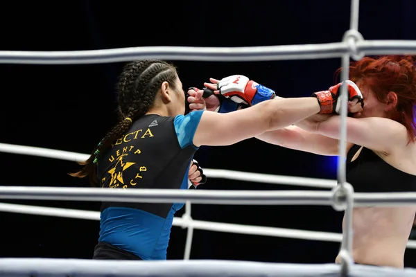 Orenburg Rússia Junho 2018 Ano Meninas Lutadoras Competem Artes Marciais — Fotografia de Stock