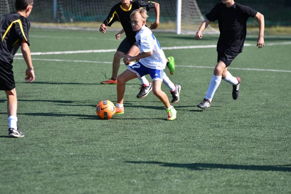 Orenburg, Rusya Federasyonu - 18 Ağustos 2017 yıl: çocuklar futbol mini futbol turnuvası şehir 
