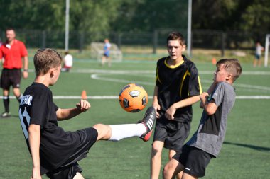 Orenburg, Rusya Federasyonu - 18 Ağustos 2017 yıl: çocuklar futbol mini futbol turnuvası şehir 