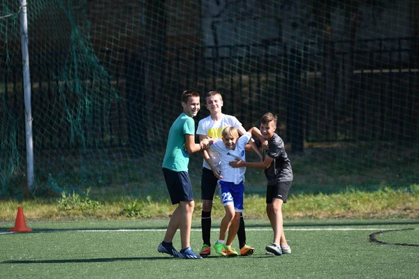 Orenburg, Rusya Federasyonu - 18 Ağustos 2017 yıl: çocuklar futbol mini futbol turnuvası şehir 