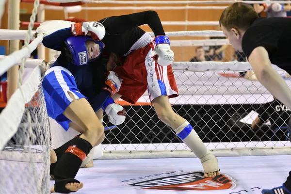 Orenburg Rússia Fevereiro 2017 Ano Lutadores Competem Artes Marciais Mistas — Fotografia de Stock