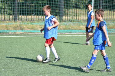 Orenburg, Rusya Federasyonu - 18 Ağustos 2017 yıl: çocuklar futbol mini futbol turnuvası şehir 