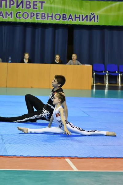 Orenburg Rusia Mayo 2017 Año Juniors Compite Acrobacias Deportivas Campeonato — Foto de Stock