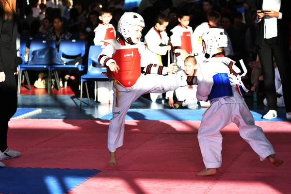 Orenburg Russia January 2018 Χρόνια Παιδιά Διαγωνίζονται Στο Taekwondo Στο — Φωτογραφία Αρχείου