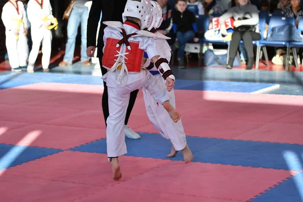 Orenburg Rusia Enero 2018 Años Los Niños Compiten Taekwondo Escuela — Foto de Stock