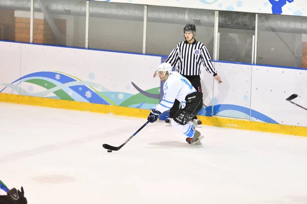 Orenburg Russland April 2017 Jahr Männer Spielen Hockey Auf Eishockey — Stockfoto