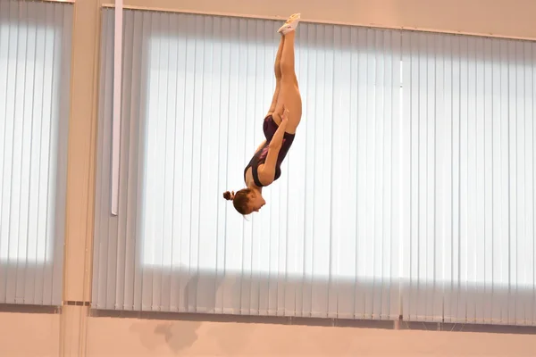 Orenburg Russie Décembre 2016 Les Filles Participent Des Compétitions Saut — Photo