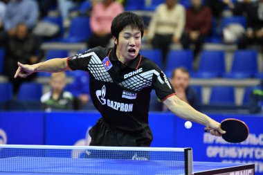 Orenburg, Rusya Federasyonu - 28 Eylül 2017 yıl: çocuk oyun Masa Tenisi rekabet