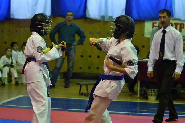 Оренбург Росія Жовтня 2016 Хлопчики Конкурувати Nunchaku Чемпіонаті Міста Чемпіонату — стокове фото