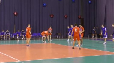 Orenburg, Rusya - 13 Şubat 2018: Orenburg 'un ilk valisi Ivan Ivanovich Neplueva anısına erkekler hentbol uluslararası hentbol turnuvasında oynuyor