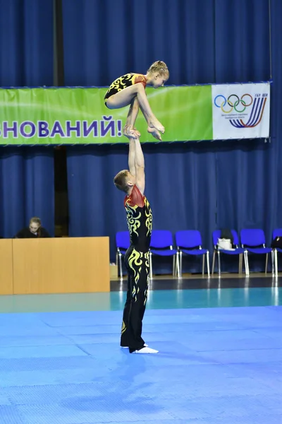 Orenburg Rusia Mayo 2017 Año Juniors Compite Acrobacias Deportivas Campeonato — Foto de Stock