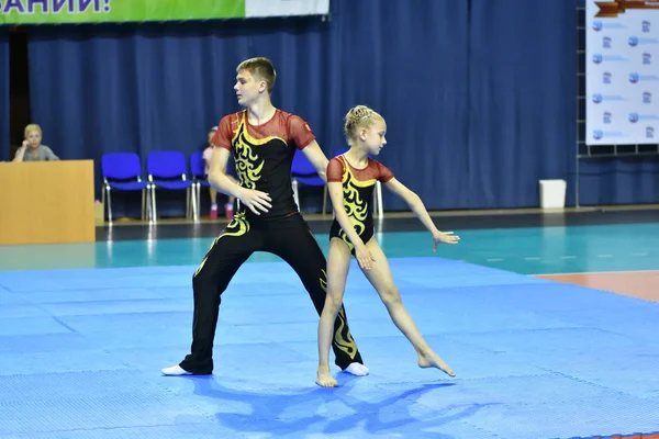 Orenburg Rusia Mayo 2017 Año Juniors Compite Acrobacias Deportivas Campeonato — Foto de Stock