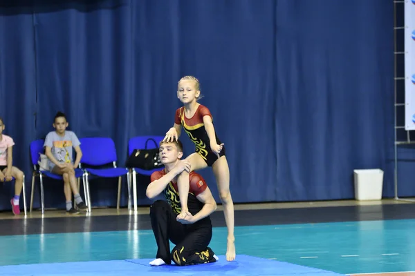 Orenburg Russland Mai 2017 Jahr Jugendliche Messen Sich Sportakrobatik Bei — Stockfoto