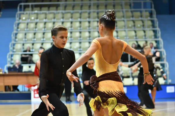 Оренбург Росія Грудня 2016 Дівчинка Хлопчик Танцює Відкритий Чемпіонат Кубок — стокове фото