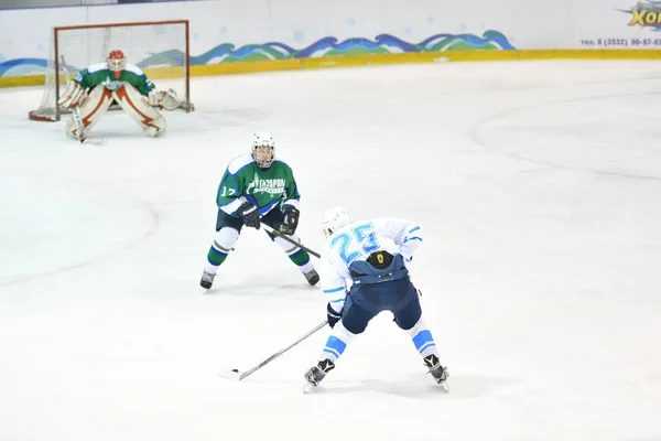 Orenburg Russie Avril 2017 Année Les Hommes Jouent Hockey Sur — Photo