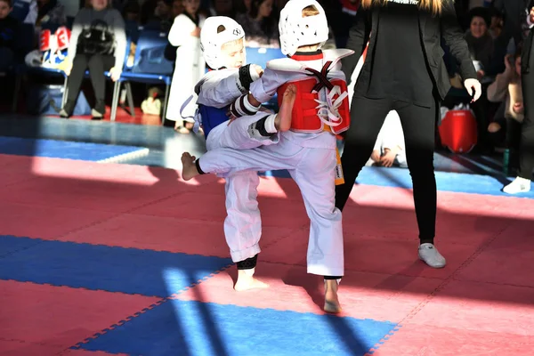 Orenburg Rússia Janeiro 2018 Crianças Competem Taekwondo Championship School Olympic — Fotografia de Stock