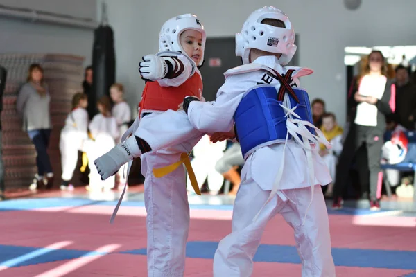 Orenburg Rússia Janeiro 2018 Crianças Competem Taekwondo Championship School Olympic — Fotografia de Stock