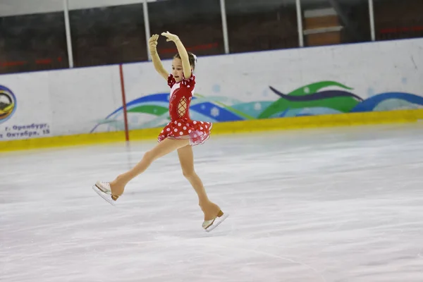 Orenburg Russia March 2018 Year Girls Compete Figure Skating Orenburg — Stock Photo, Image