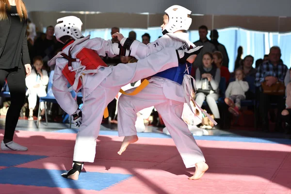 Orenburg Russie Janvier 2018 Ans Les Enfants Concourent Taekwondo Sur — Photo