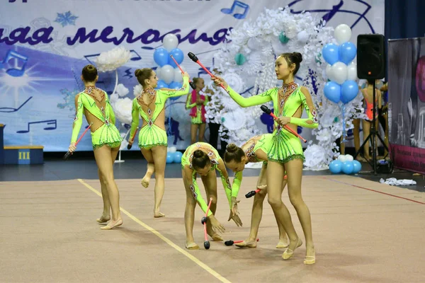 Orenburg Russia Novembre 2017 Anno Ragazze Gareggiano Nella Ginnastica Ritmica — Foto Stock