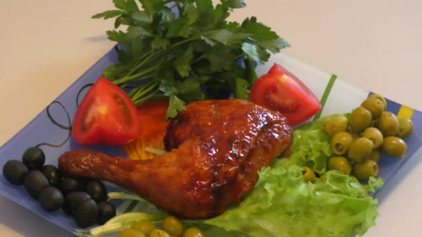 Fried Chicken Legs Fresh Greens Lunch — Stock Video