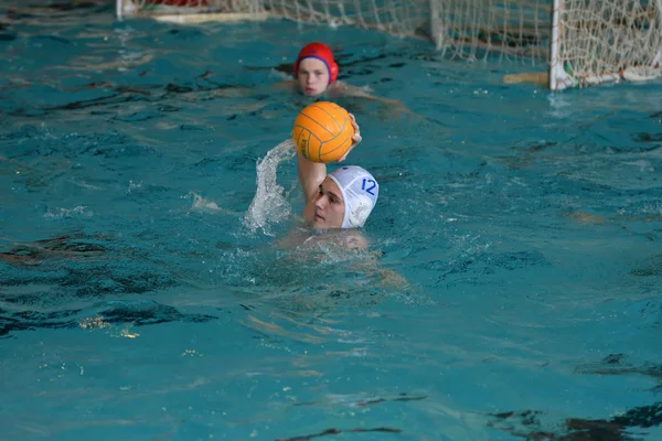 オレンブルク ロシア連邦 可能性があります 2017 市水球 Tournamen における水球競技の少年を再生 — ストック写真