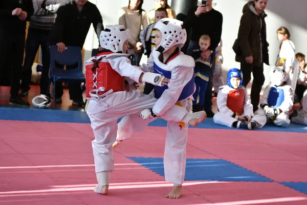 Orenburg Rússia Janeiro 2018 Crianças Competem Taekwondo Championship School Olympic — Fotografia de Stock