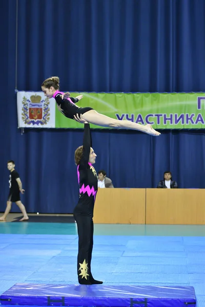 Orenburg Russland Mai 2017 Jahr Jugendliche Messen Sich Sportakrobatik Bei — Stockfoto