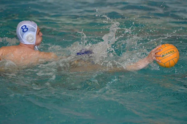 Orenburg, Rusya Federasyonu - ebilmek 4, 2017 yıl: çocuklar su polo adlı şehir su topu tournamen oynamak