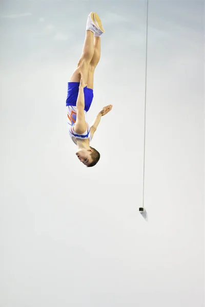 Orenburg Russia December 2016 Boys Compete Jumping Trampoline Competitions Orenburg — Stock Photo, Image