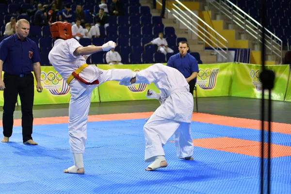 Orenburg Rússia Março 2017 Ano Meninos Competem Karatê Campeonato Região — Fotografia de Stock