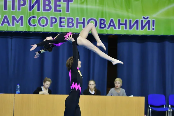 Orenburg Rusia Mayo 2017 Año Juniors Compite Acrobacias Deportivas Campeonato — Foto de Stock