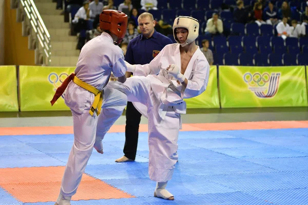 Orenburg Rusia Marzo 2017 Año Los Niños Compiten Karate Campeonato — Foto de Stock