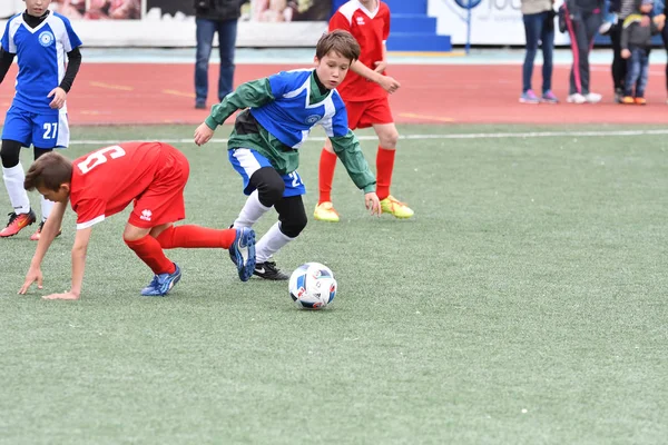 Orenburg Rusia Mei 2017 Anak Laki Laki Bermain Sepak Bola — Stok Foto