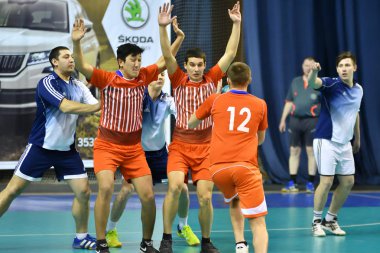 Orenburg, Rusya - 12 Şubat 2018: Orenburg 'un ilk valisi Ivan Ivanovich Neplueva anısına erkekler hentbol uluslararası hentbol turnuvasında oynuyor