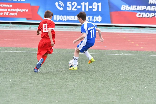 Orenburg Rússia Maio 2017 Ano Meninos Jogar Futebol Nos Jogos — Fotografia de Stock