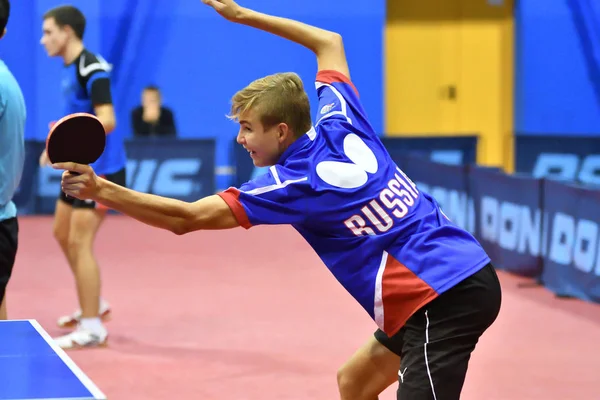 Orenburg Russie Septembre 2017 Année Des Garçons Jouent Ping Pong — Photo