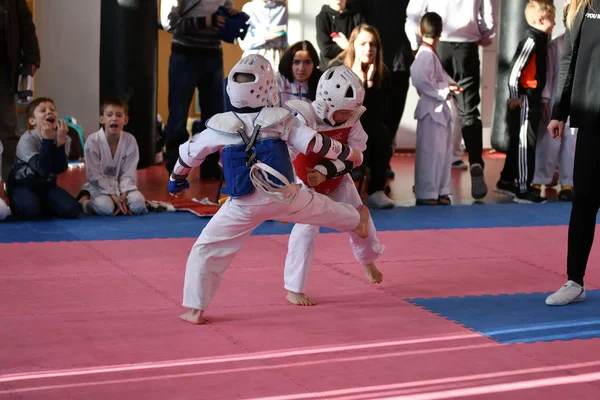 Orenburg Rosja Stycznia 2018 Roku Dzieci Rywalizują Taekwondo Mistrzostwach Szkoły — Zdjęcie stockowe