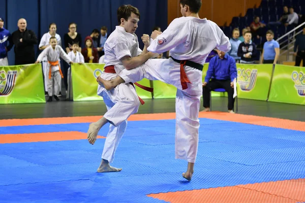 Orenburg Rosja Marca 2017 Roku Chłopcy Rywalizują Karate Mistrzostwach Orenburga — Zdjęcie stockowe