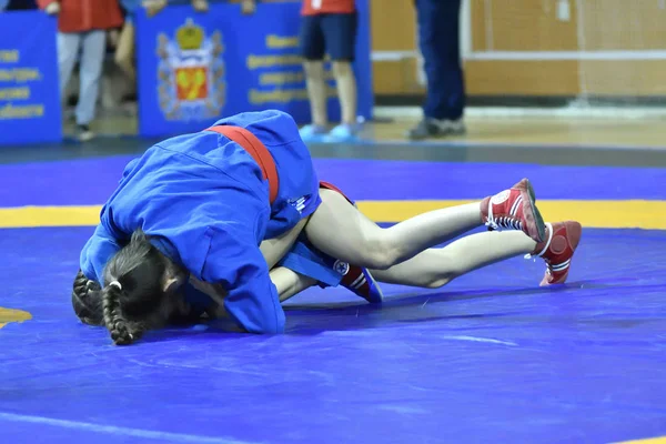 Orenburg Rússia Fevereiro 2019 Competições Meninas Autodefesa Sem Armas Campeonato — Fotografia de Stock