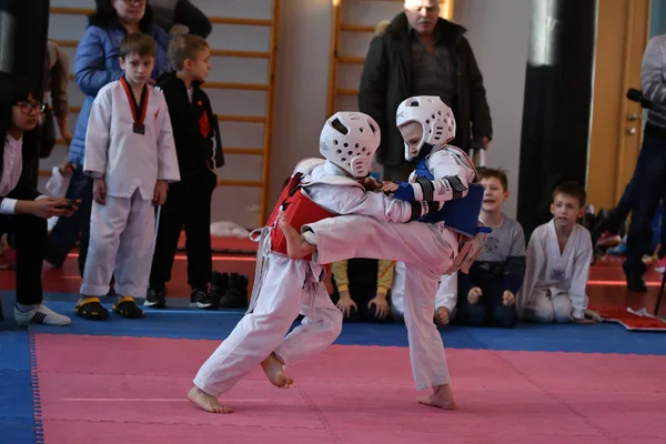 Orenburg Rosja Stycznia 2018 Roku Dzieci Rywalizują Taekwondo Mistrzostwach Szkoły — Zdjęcie stockowe